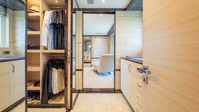 Benetti-125-IYG-Italian-Yacht-Group-Listing-on-YachtWay-64