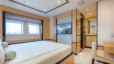Benetti-125-IYG-Italian-Yacht-Group-Listing-on-YachtWay-43-2
