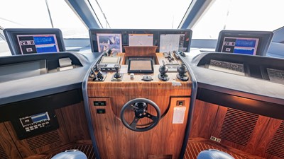 Benetti-125-IYG-Italian-Yacht-Group-Listing-on-YachtWay-116