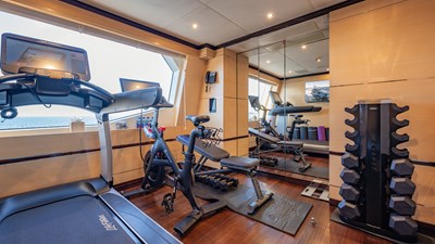 Benetti-125-IYG-Italian-Yacht-Group-Listing-on-YachtWay-125