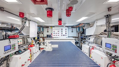 Benetti-125-IYG-Italian-Yacht-Group-Listing-on-YachtWay-132