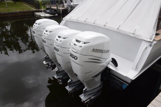 Transom with cockpit fly cover  