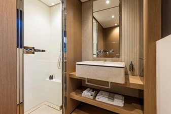 Ferretti Yachts 1000 28 