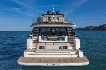 Ferretti Yachts 1000 56 