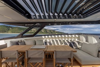 Ferretti Yachts 1000 63 