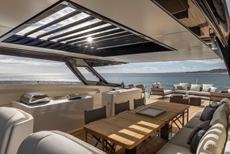 Ferretti Yachts 1000 65 