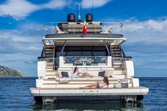 Ferretti Yachts 1000 70 