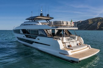 Ferretti Yachts 1000 77 