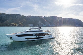 Ferretti Yachts 1000 79 