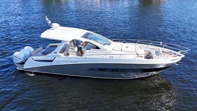 2018 Azimut Verve 40ft 0