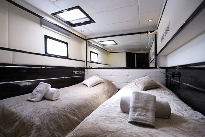 Sunreef 70 Power Clouds Twin Cabin