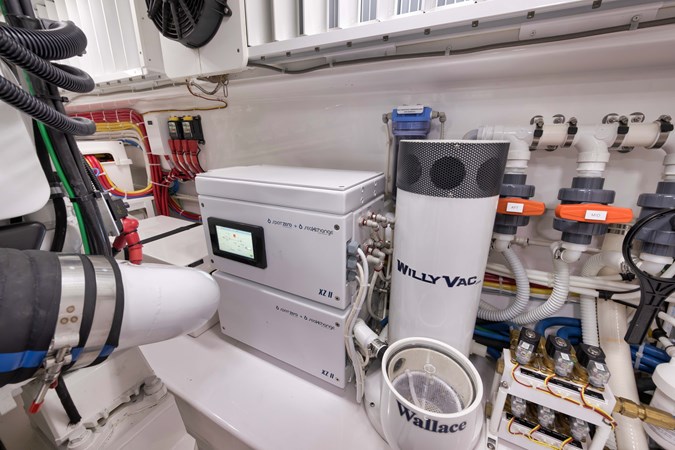 2024 Viking 68 Convertible- GYS TRADE- Engine Room