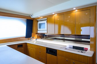 Night Bird 8 Night Bird 2001 VIKING Enclosed Bridge Convertible Sport Fisherman Yacht MLS #415624 8