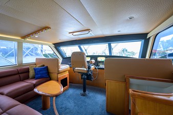 Night Bird 32 Night Bird 2001 VIKING Enclosed Bridge Convertible Sport Fisherman Yacht MLS #415624 32