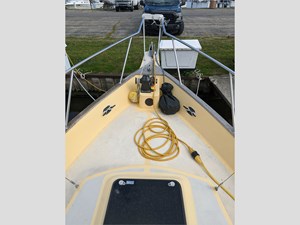32' LEGACY 2011 9 