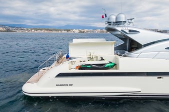 Mangusta Maxi Open 108#23 - TECHNOMARINE - CAREFULLY USED 4 TECHNOMARINE Mangusta 108 yacht for sale 5