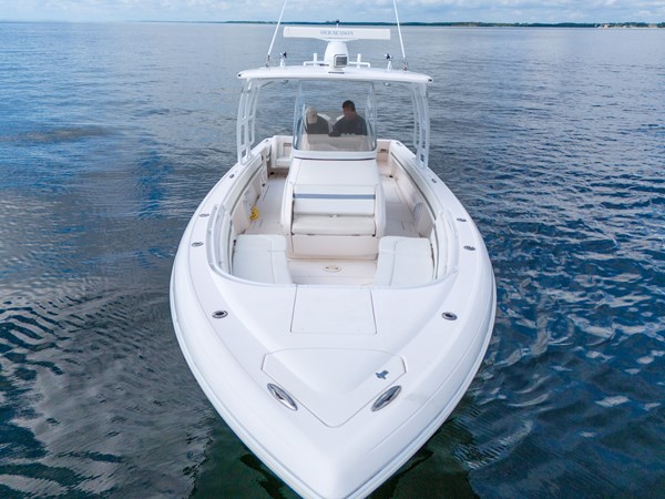 32' Intrepid _ Drone-12