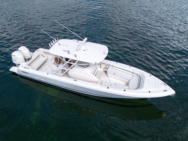 32' Intrepid _ Drone-21