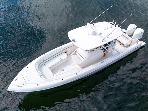 32' Intrepid _ Drone-23