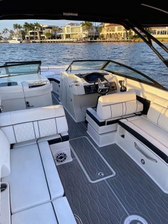 2015-sea-ray-290-sundeck-power-9383028-20240508090830030-1_LARGE