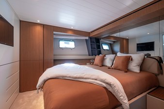 M8-15 22 VIP Cabin