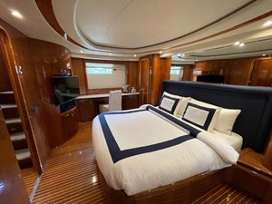 85 AZIMUT 10 