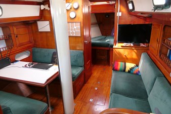 SHAMWARI 2 Salon port fwd