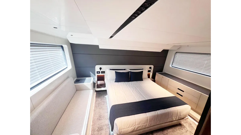 2024-astondoa-as5-power-9496423-20240806163419420-1_XLARGE (1)