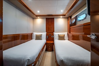 HOLDERNESS PRINCESS 8 Princess 25m - HOLDERNESS PRINCESS