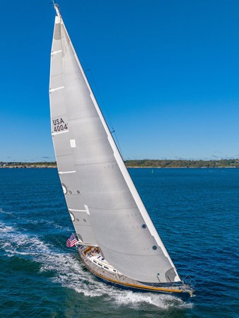 Leeward Bow Full Rig 