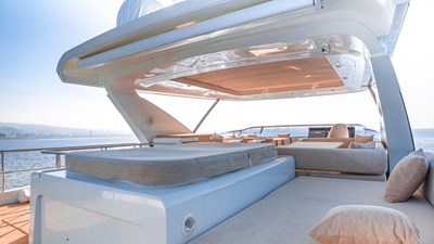 AZIMUT 80 7 AZIMUT 80 2015 - Flybridge (sundeck)