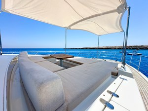 AZIMUT 80 11 AZIMUT 80 2015 - fore deck 