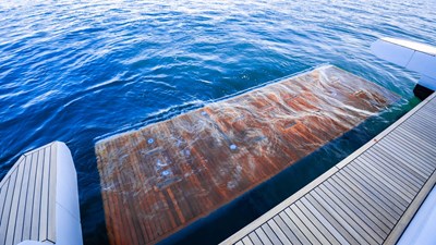 AZIMUT 80 18 AZIMUT 80 2015 - swimming platform