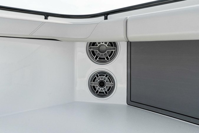 2022 Barker Boatworks 40 HPC 