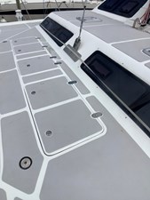 ALESHA D 16 front deck with storage