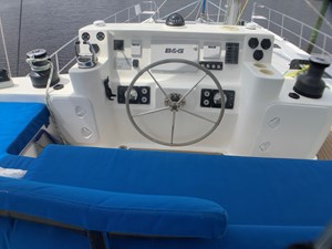 ALESHA D 19 helm with couches