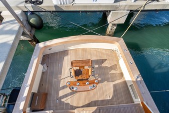 Whiskey Kilo 25 25_2782966_cockpit