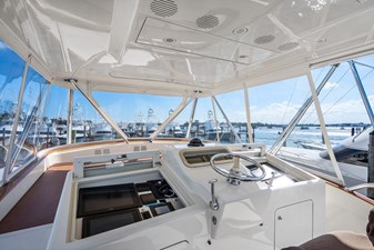 Whiskey Kilo 27 27_2782966_flybridge