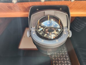 THE HAMMER II 13 Compass
