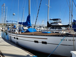 THE HAMMER II 44 Dockside 1