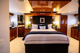 CA'D'ZAN 15 Master Stateroom