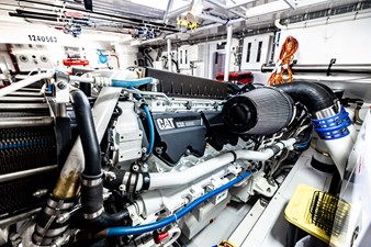 CA'D'ZAN 25 Engine Room