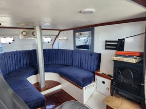LET'S RUN AWAY 1 0Main Cabin 1
