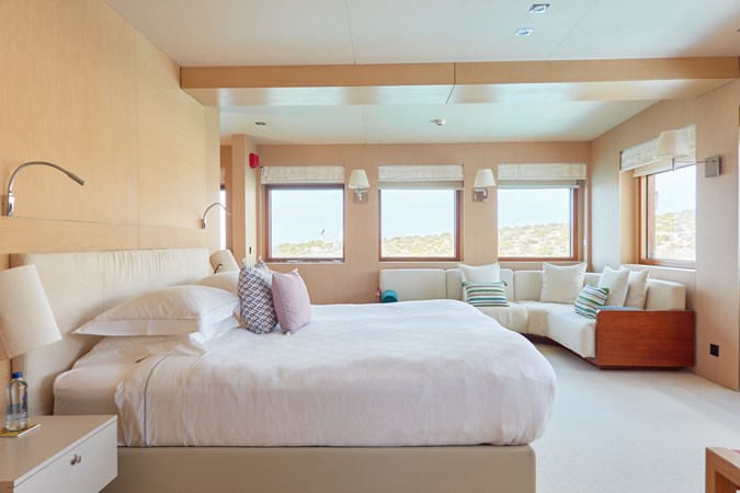 20240826_Hayama_03_Master_suite_0134_HDR