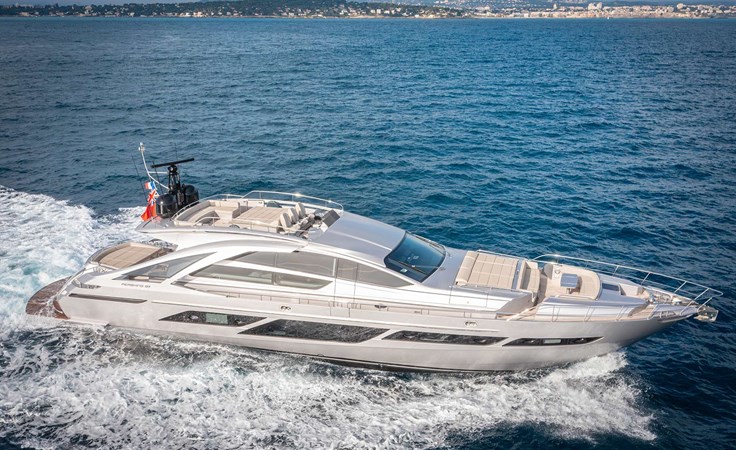 2021 Pershing 9X - Magic of Ayr - Hull Profile