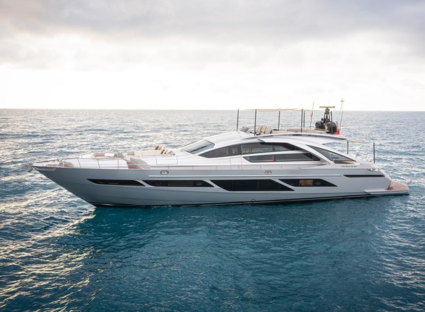 2021 Pershing 9X - Magic of Ayr - Hull Profile