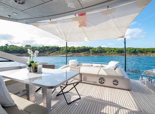 2021 Pershing 9X - Magic of Ayr - Aft Cockpit