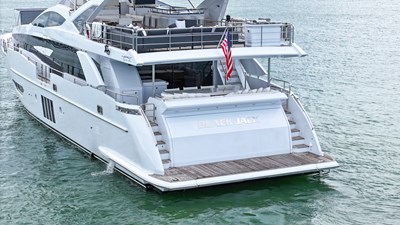 95' Azimut _ Drone-16