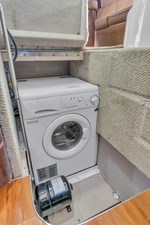 BEATS WORKIN' VI 52 Washer/Dryer