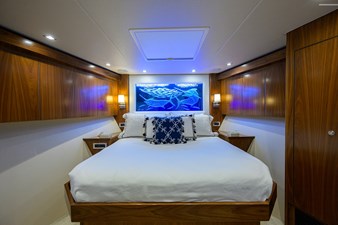 CHINA TIME 19 Forward Stateroom